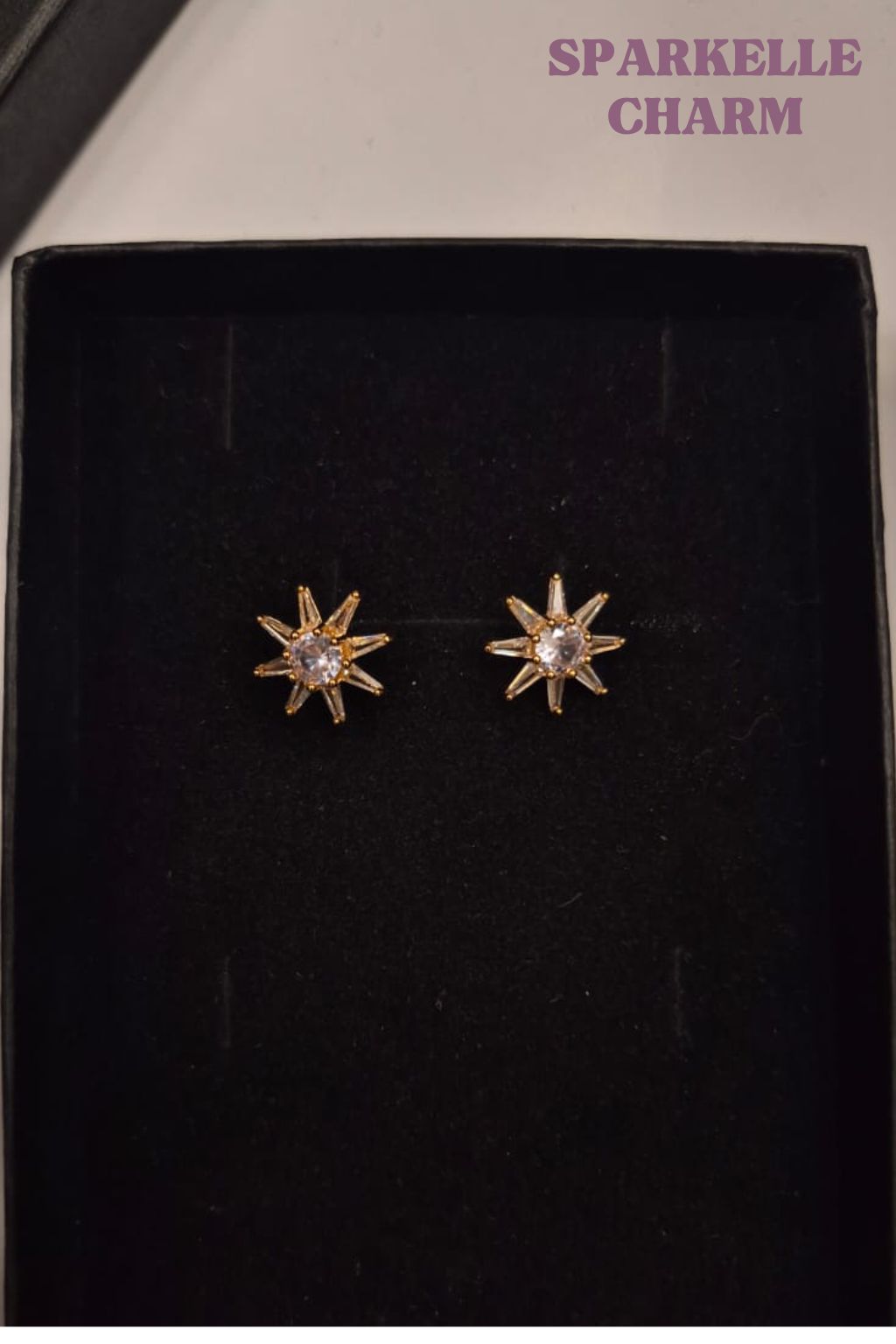 Zircon star stud